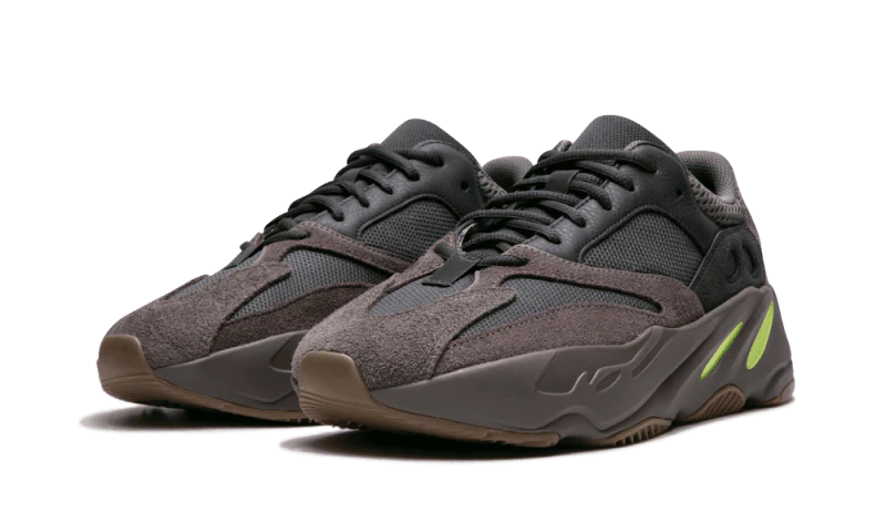Adidas Yeezy Boost 700 Mauve - Image 2