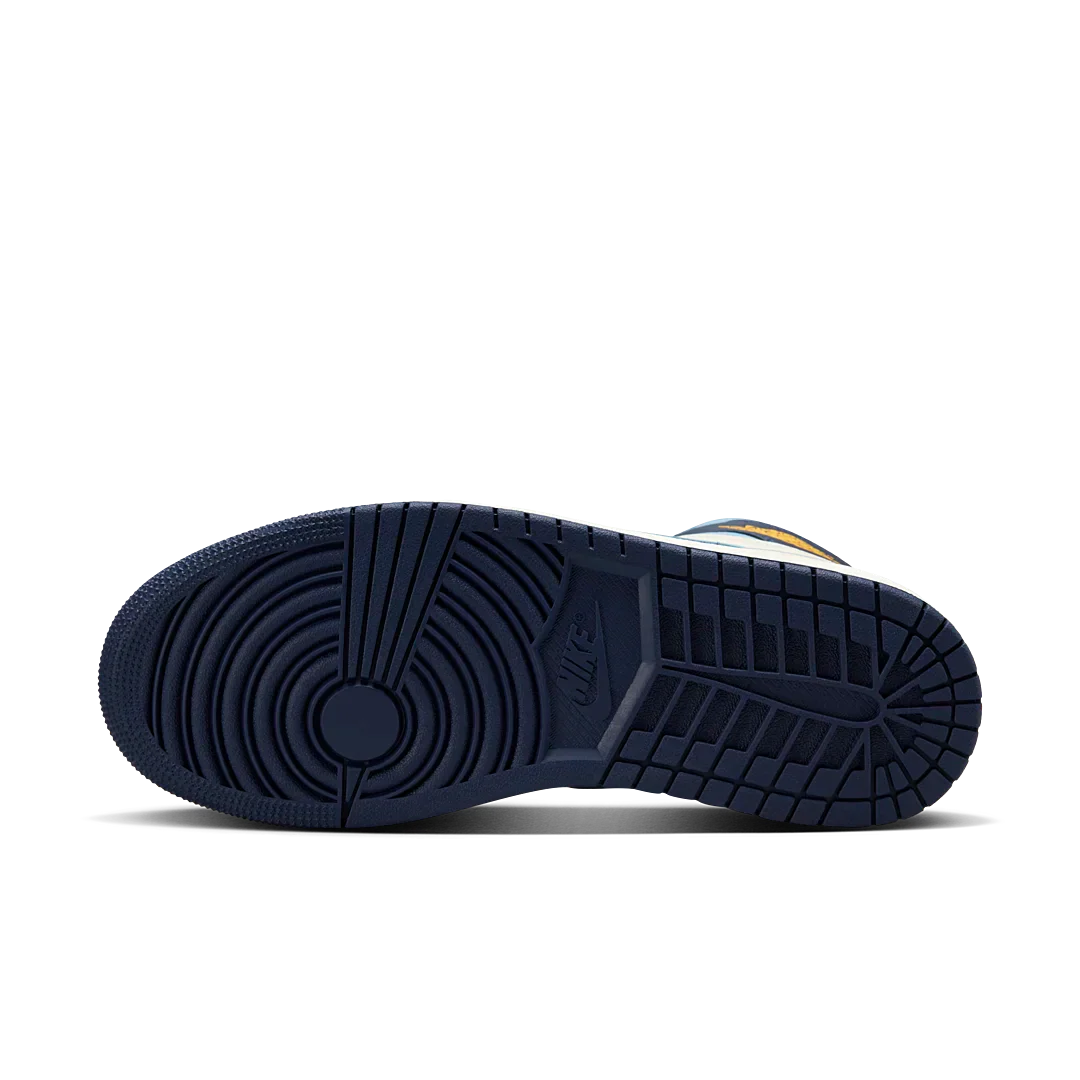 Air Jordan 1 High OG First in Flight - Image 4