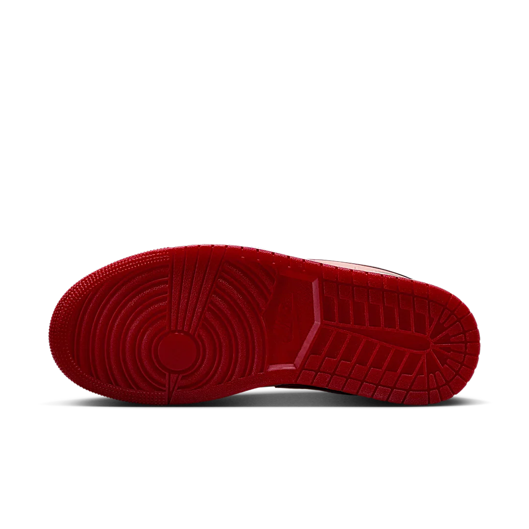 Air Jordan 1 Low Patent Valentine's Day - Image 4