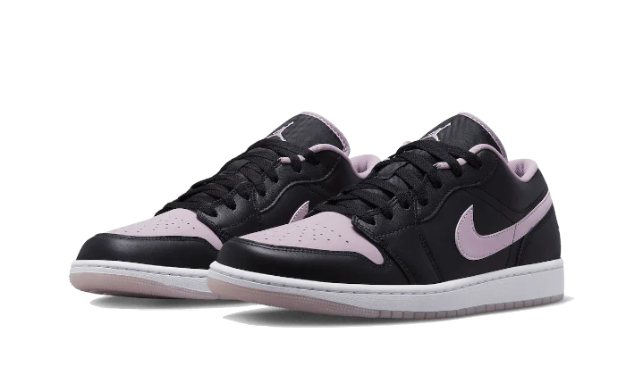 Air Jordan 1 Low SE Black Iced Lilac - Image 2