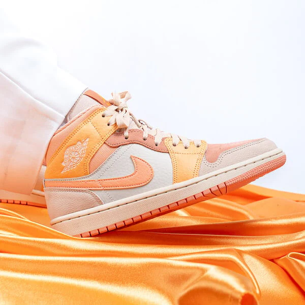 Air Jordan 1 Mid Apricot Orange - Image 5