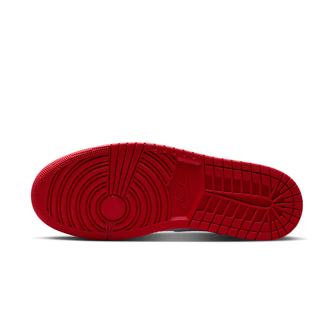 Air Jordan 1 Mid SE Patent Bred Toe - Image 4