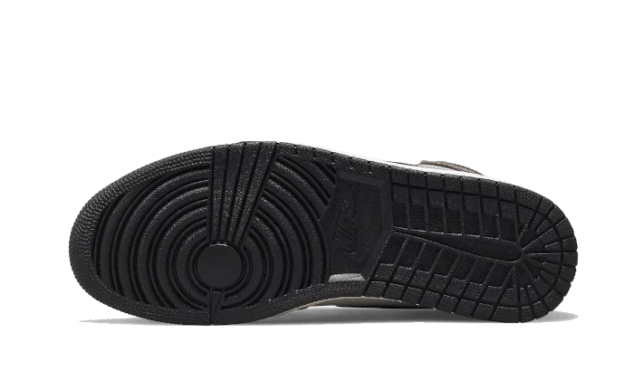 Air Jordan 1 Retro High OG Hand Crafted - Image 3