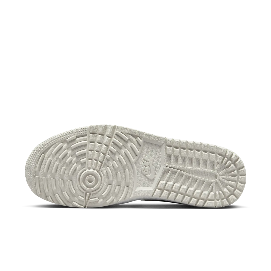 Air Jordan 1 Retro Low Golf Phantom Volt - Image 4