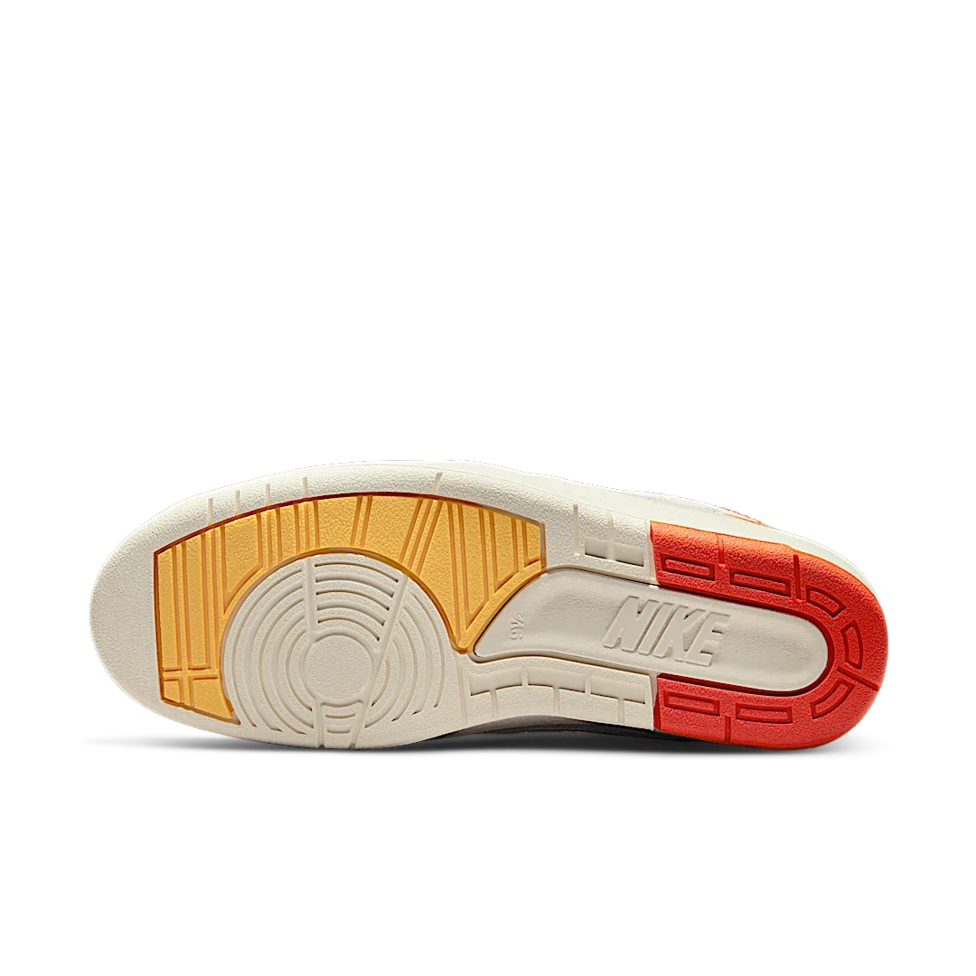Air Jordan 2 Retro SP Maison Chateau Rouge - Image 4
