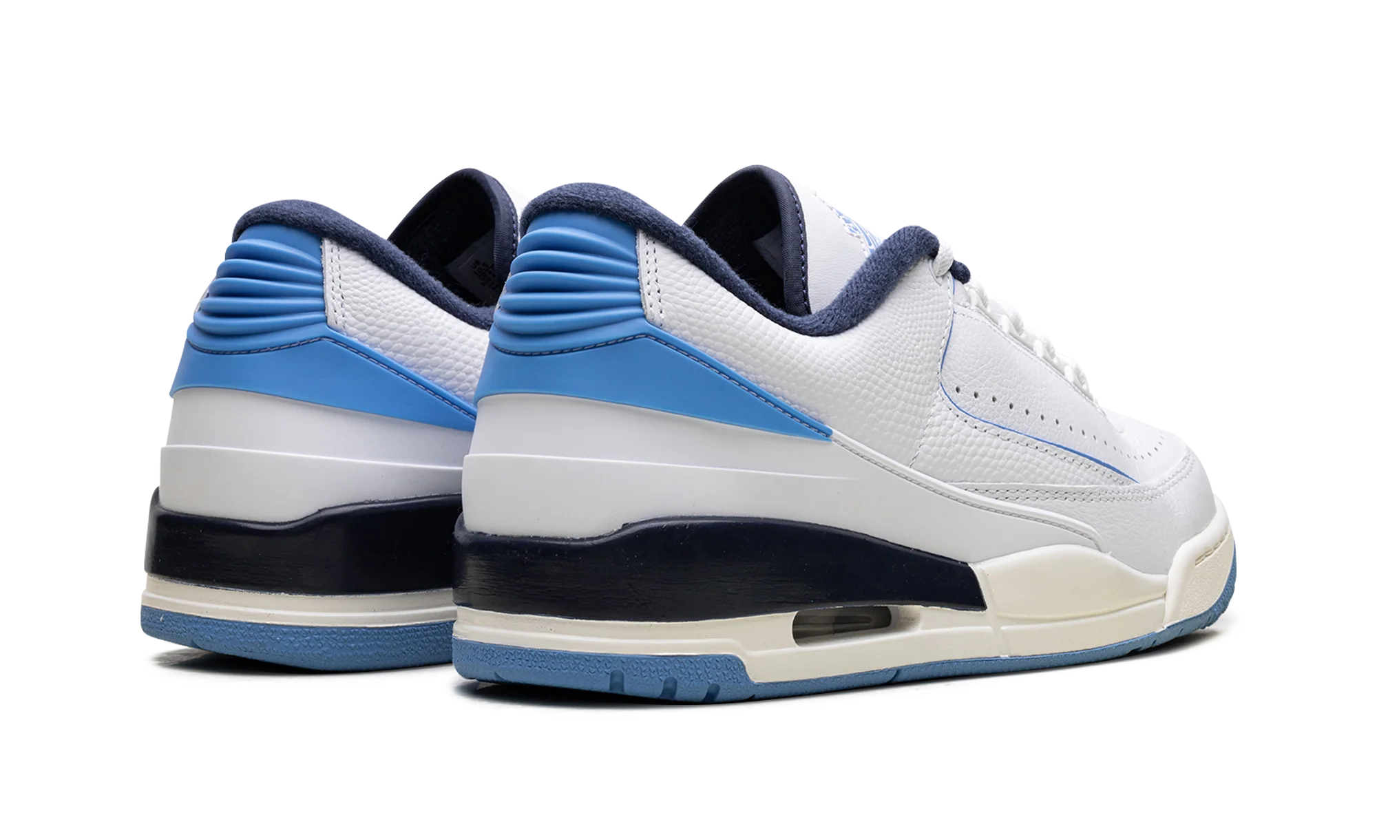 Air Jordan 2/3 UNC - Image 3