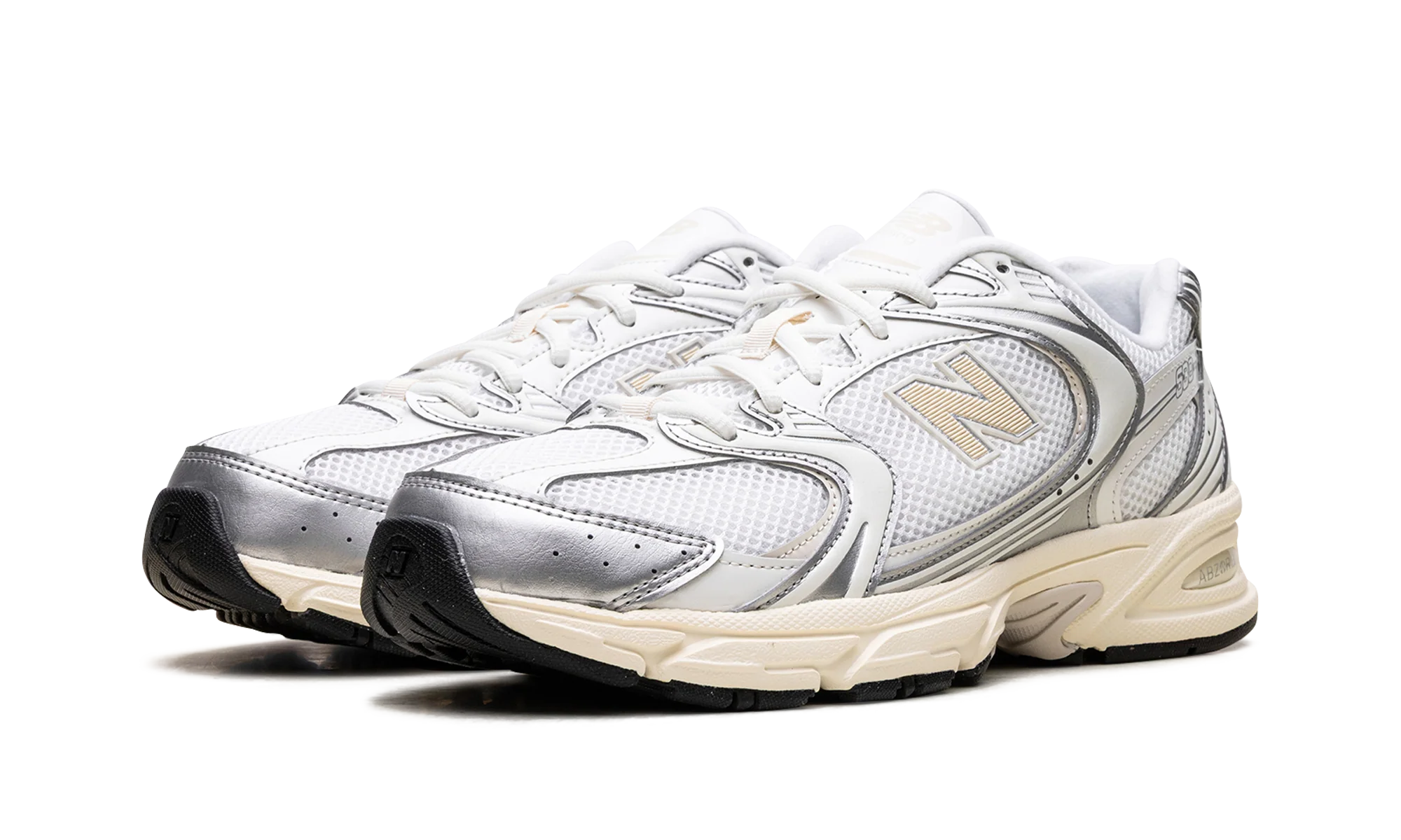 New Balance 530 Silver Metallic Linen - Image 2