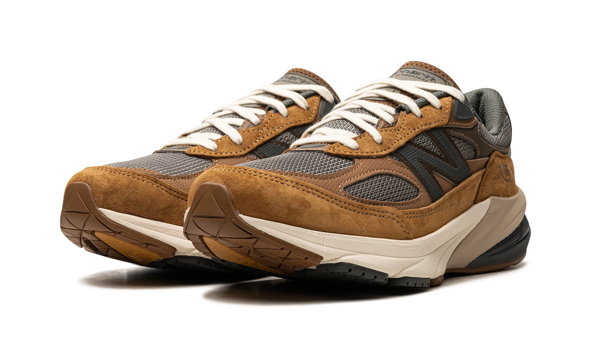 New Balance 990v6 Carhartt WIP Sculpture Center - Image 2