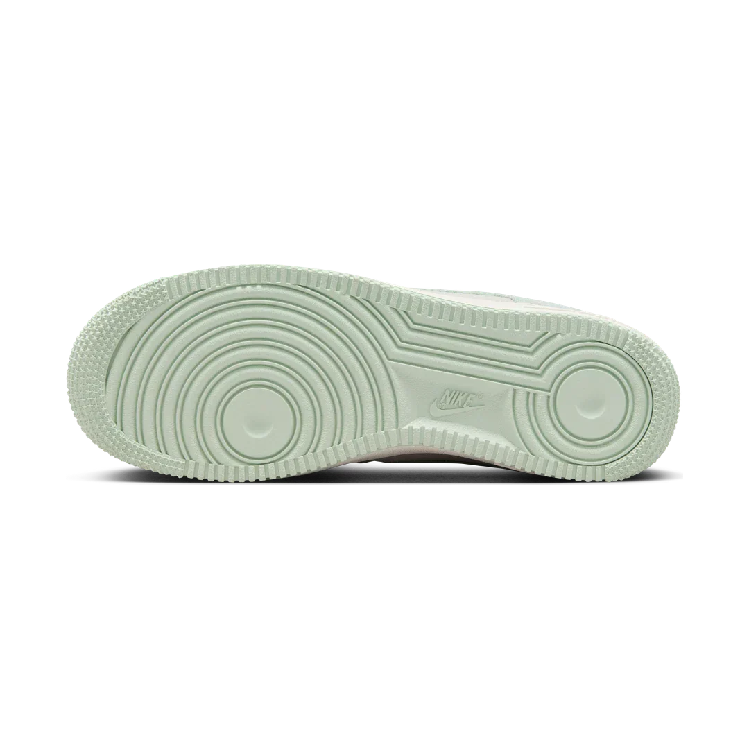Nike Air Force 1 Low '07 SE Spruce Aura Pistachio Frost - Image 4