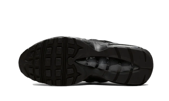 Nike Air Max 95 Essential Triple Black - Image 3