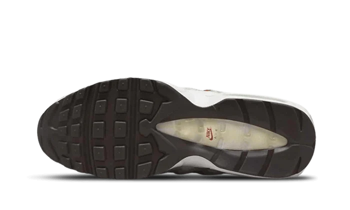 Nike Air Max 95 Social FC - Image 3