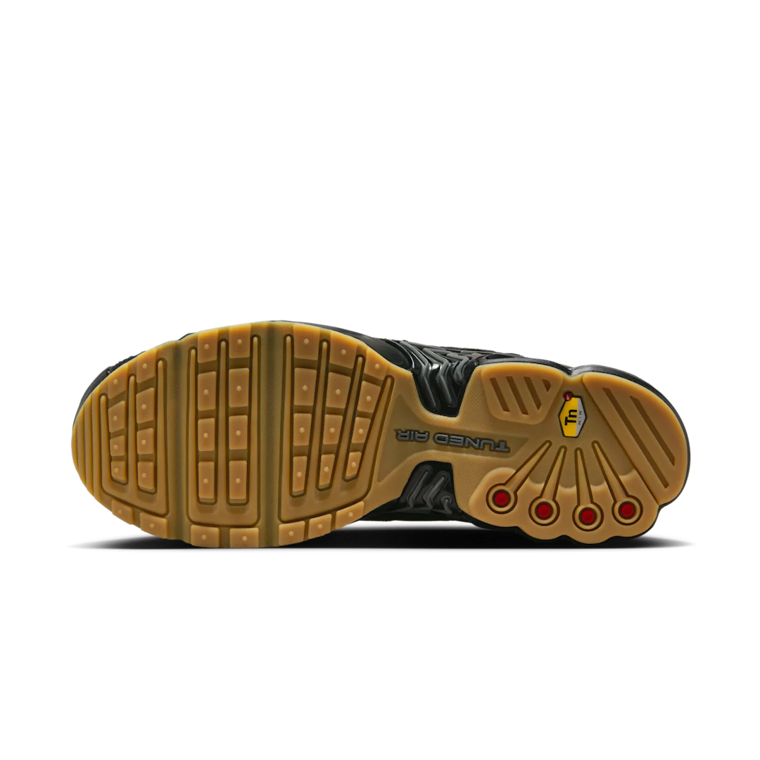 Nike Air Max Plus 3 Black Smoke Grey Gum - Image 4