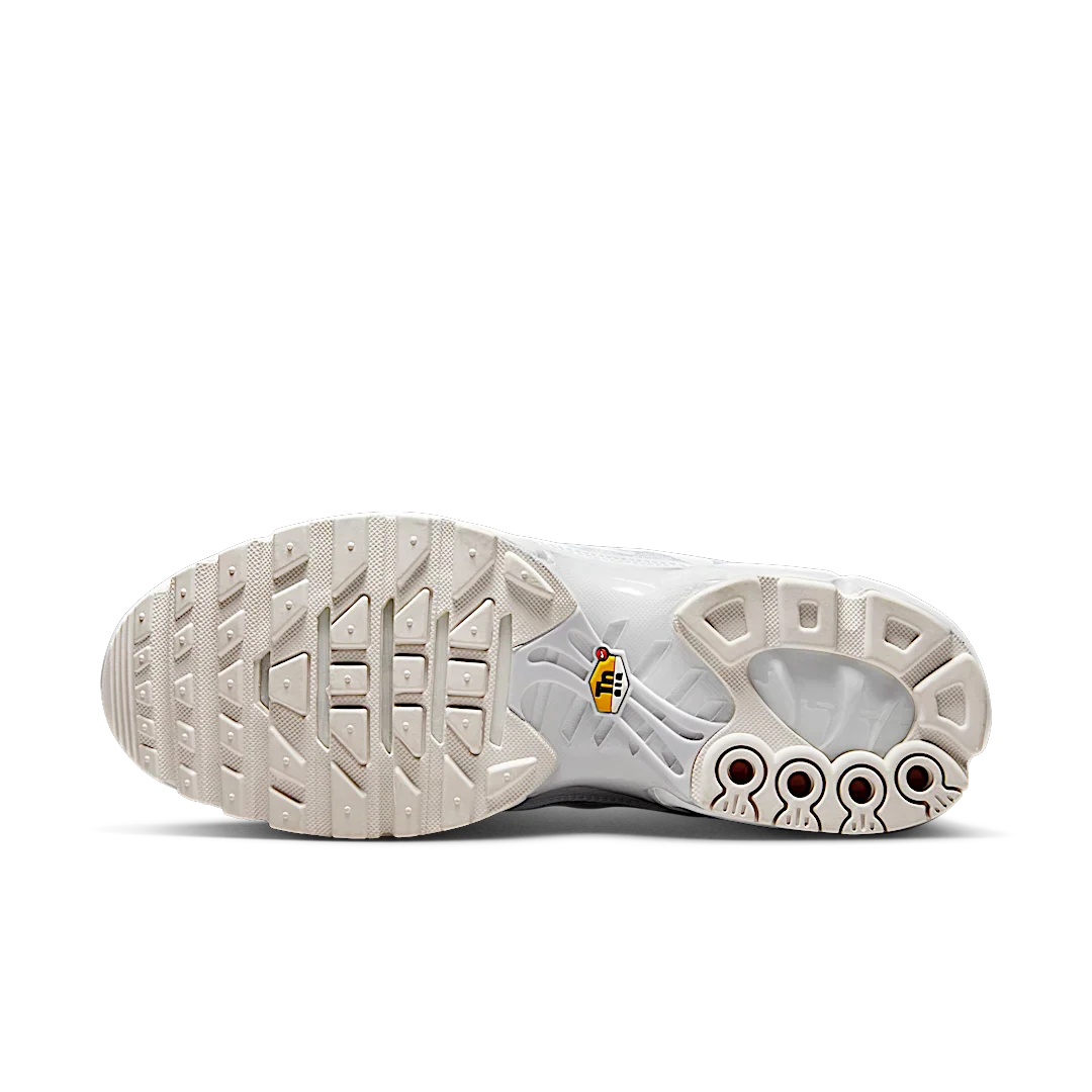 Nike Air Max Plus Triple White - Image 4