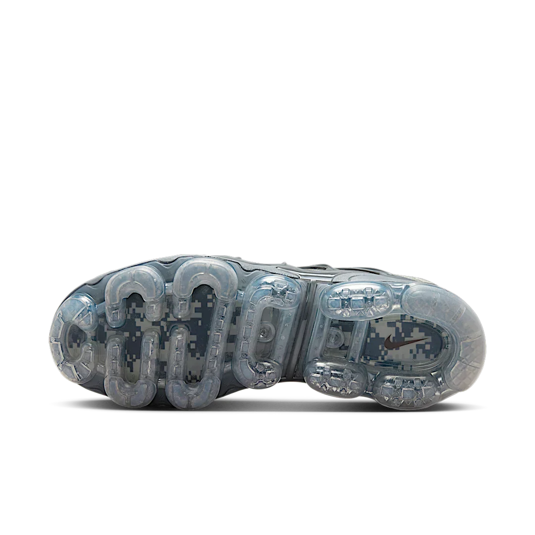 Nike Air VaporMax Plus Dark Stucco - Image 4