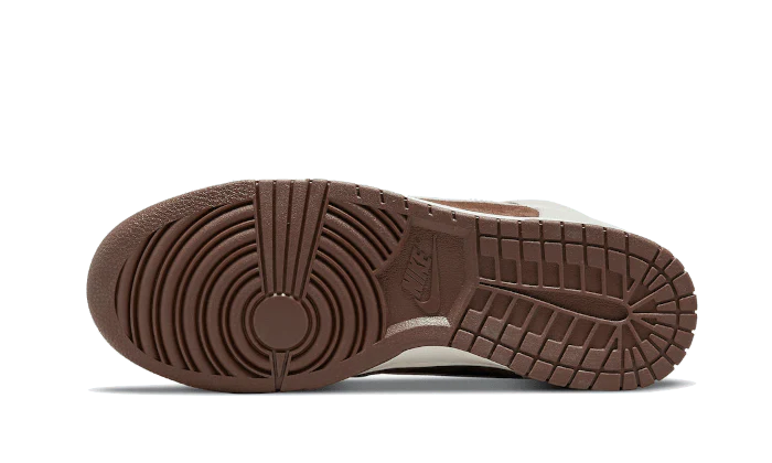 Nike Dunk High Light Chocolate - Image 3