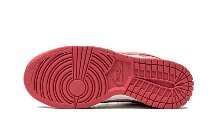 Nike Dunk Low Archeo Pink - Image 4