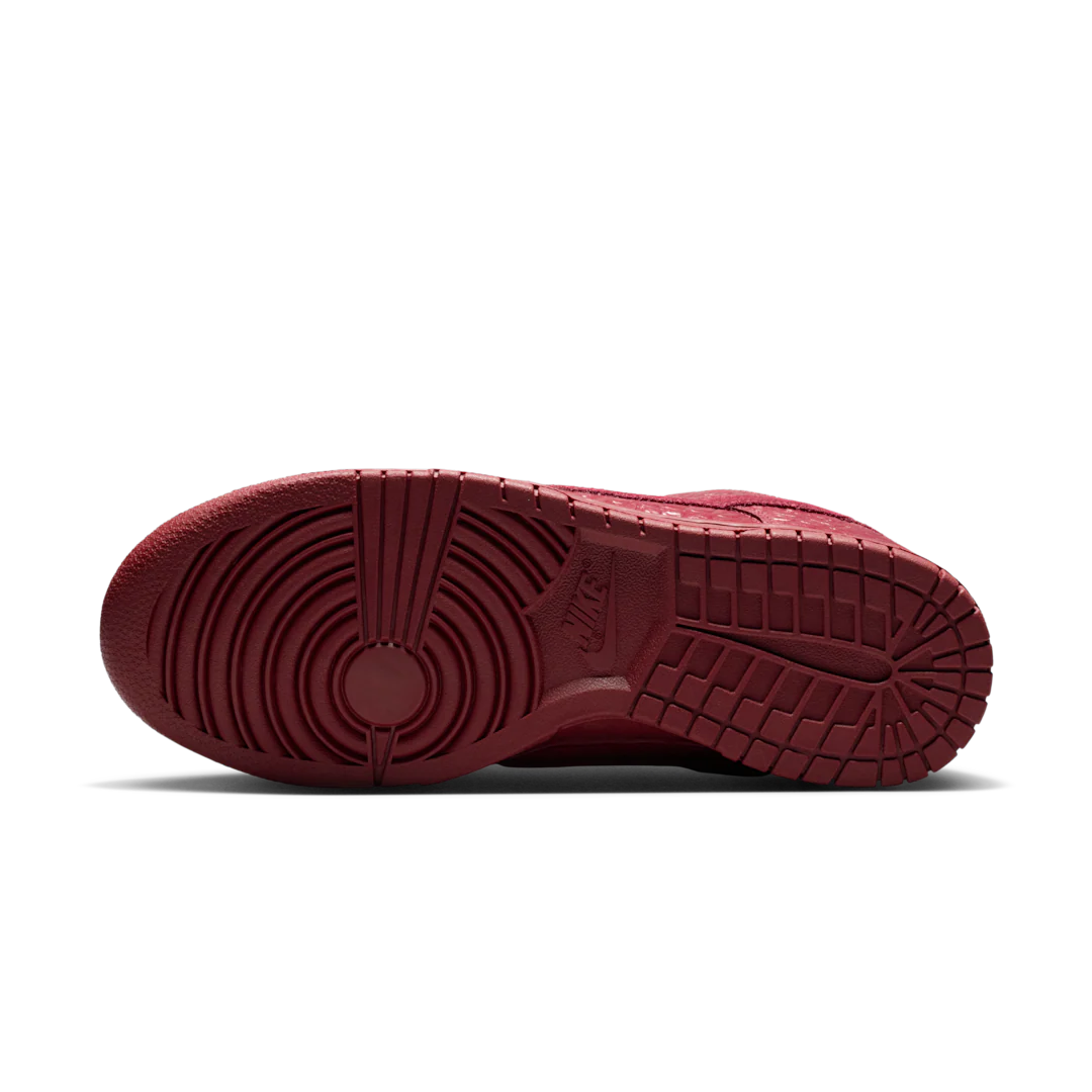 Nike Dunk Low Crocodile Team Red - Image 4