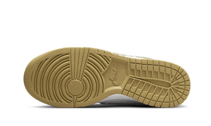 Nike Dunk Low Essential Paisley Pack Barley - Image 3