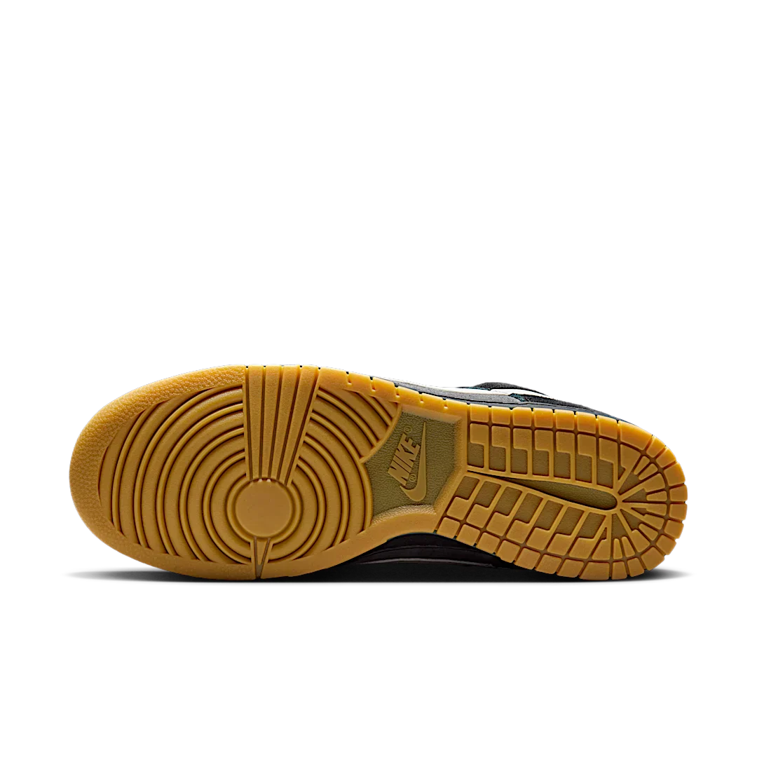 Nike Dunk Low SE Black Grey Gum - Image 4