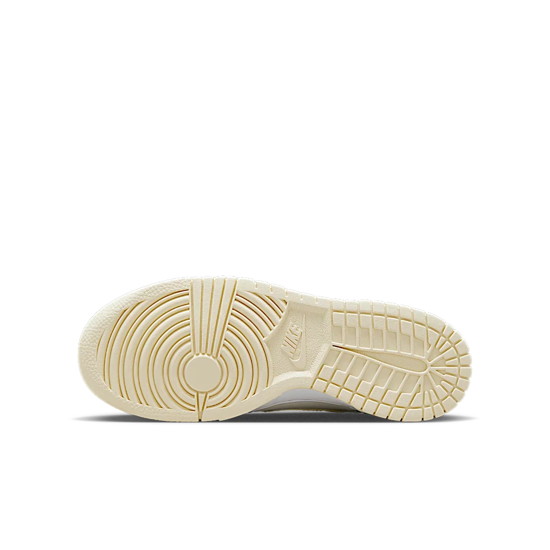 Nike Dunk Low SE Easter (2023) - Image 4