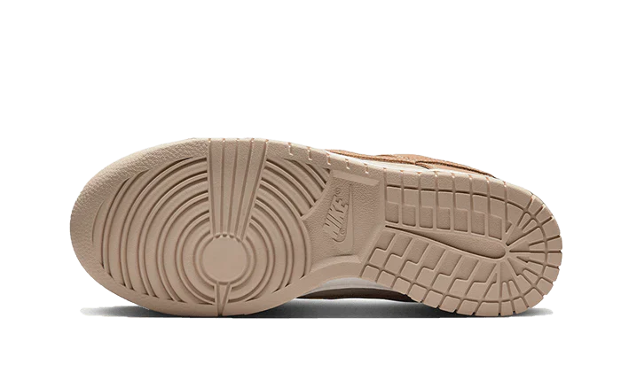 Nike Dunk Low SE Sanddrift - Image 4