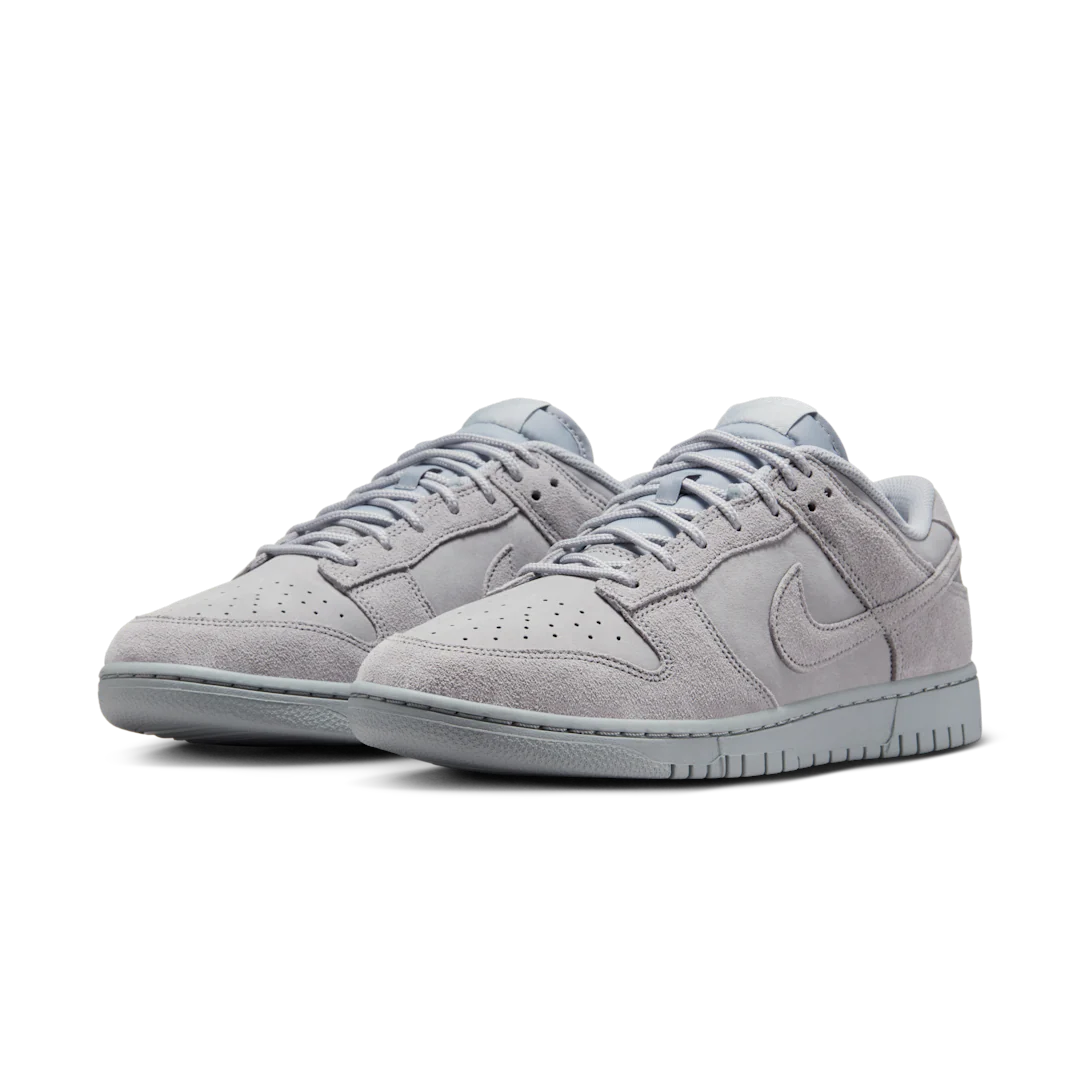 Nike Dunk Low SE Wolf Grey - Image 2