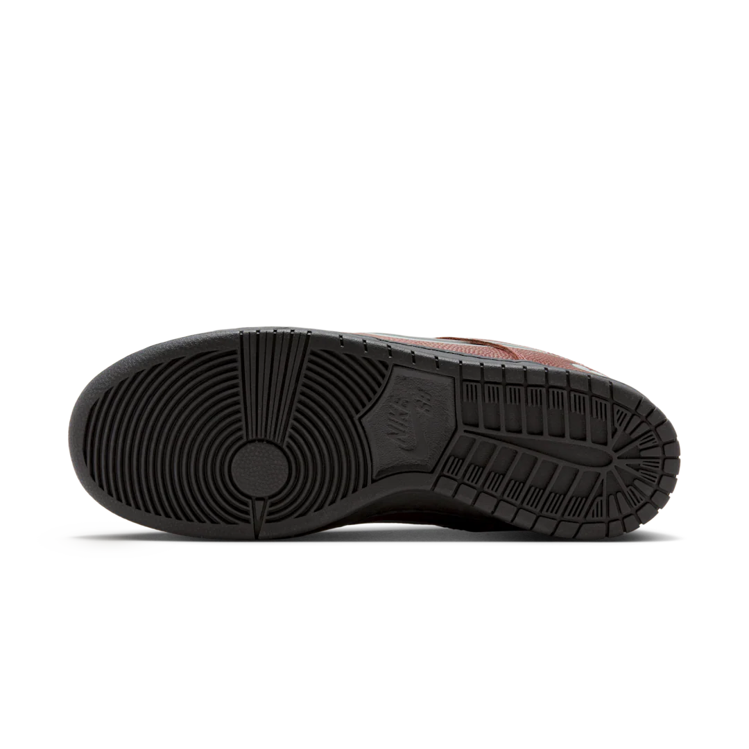 Nike SB Dunk Low Limosine Skateboards - Image 4