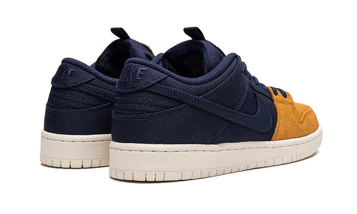 Nike SB Dunk Low Pro PRM 90s Backpack - Image 3