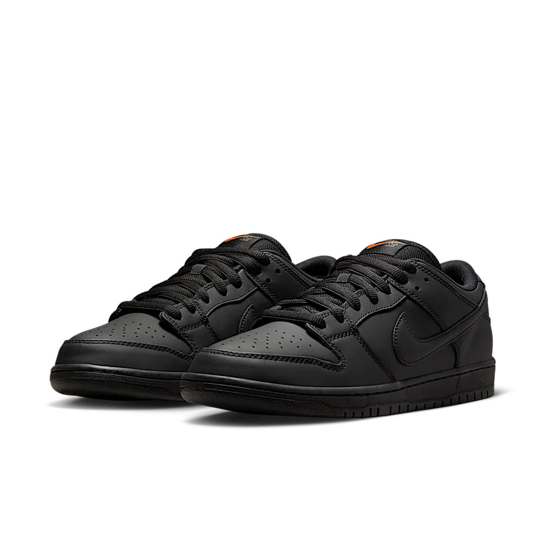 Nike SB Dunk Low Pro Triple Black - Image 2