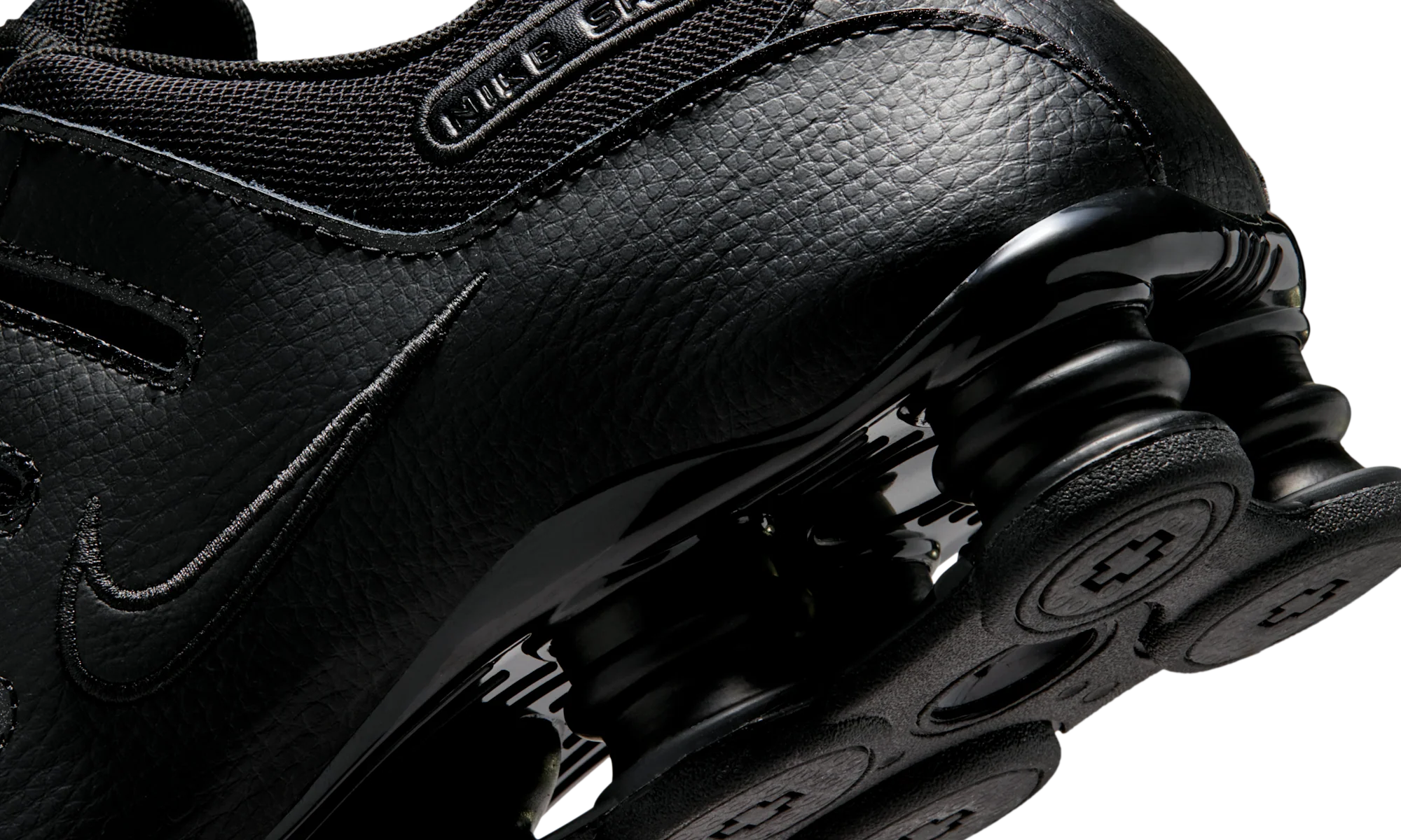 Nike Shox NZ Men‘s shoes Black/Black/Black - Image 8