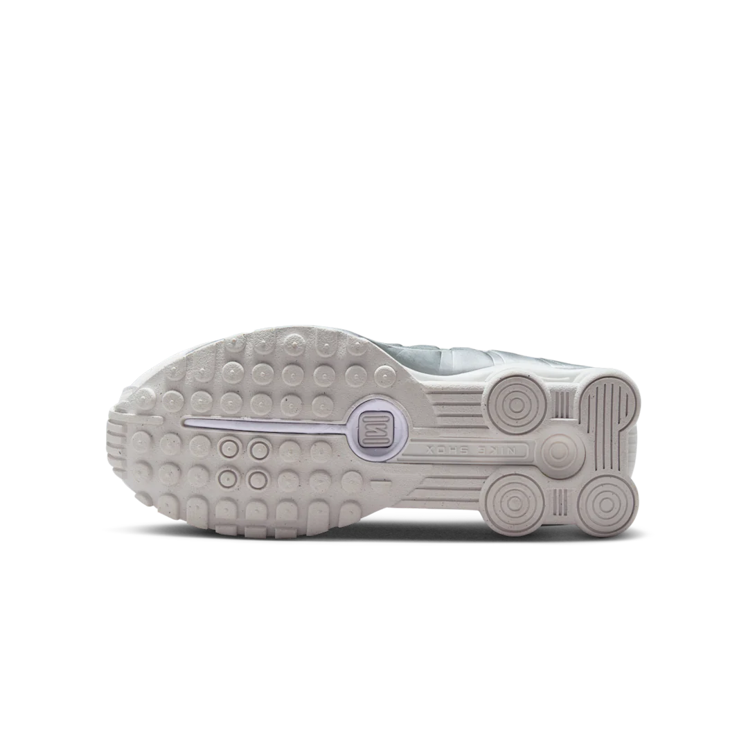 Nike Shox R4 White Bright Crimson Metallic Silver - Image 4