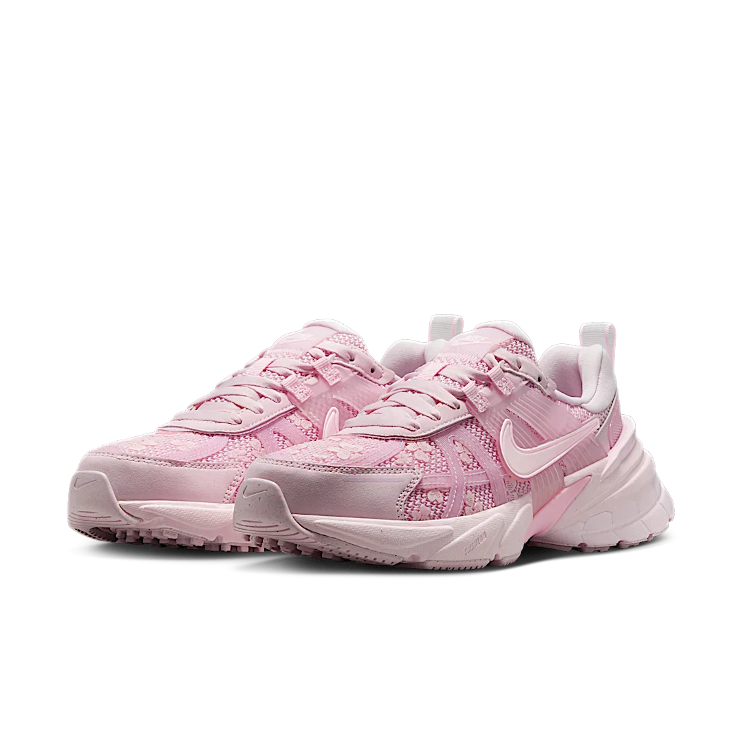 Nike V2K Run Pink Foam Arctic Pink - Image 2