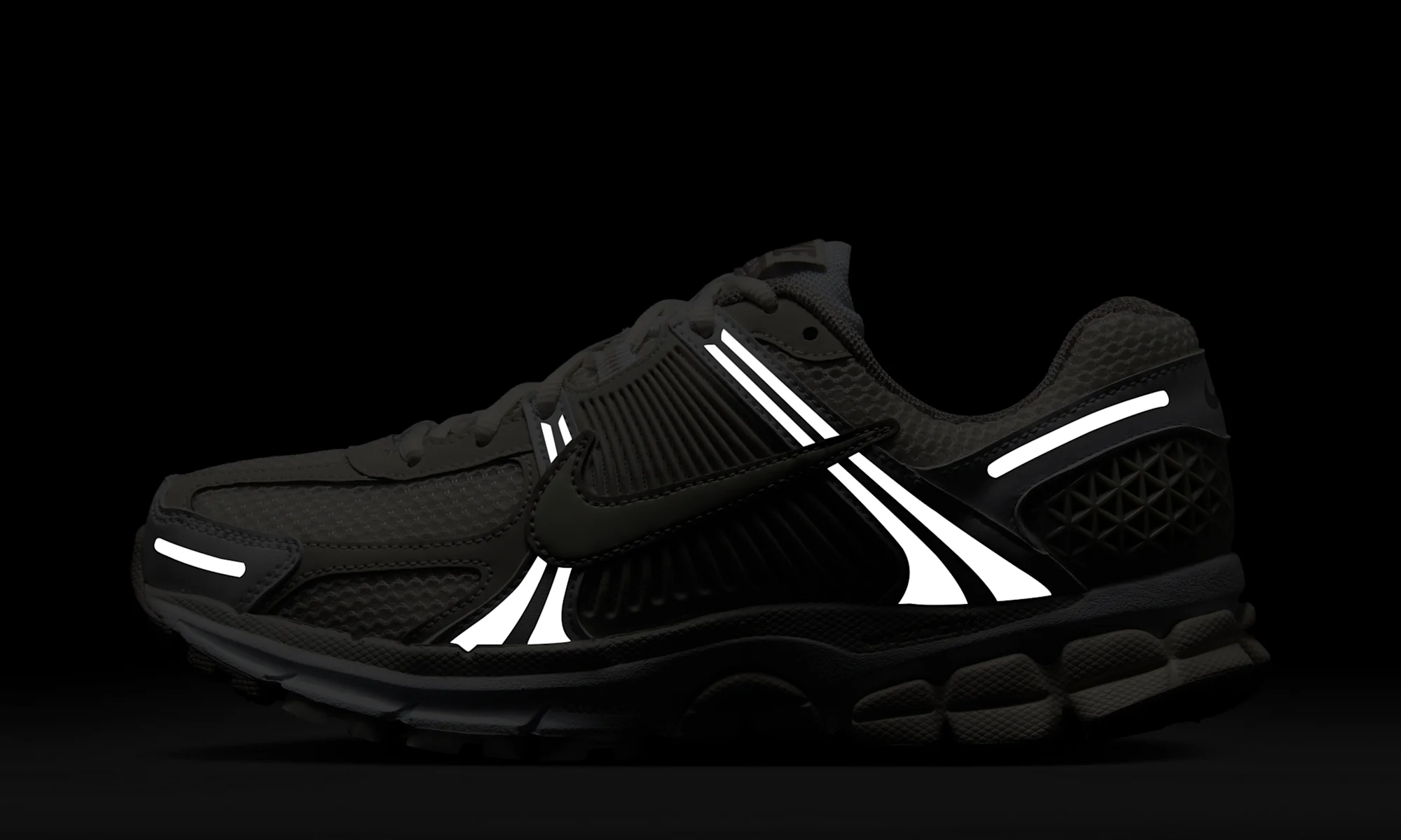 Nike Zoom Vomero 5 Light Bone - Image 11