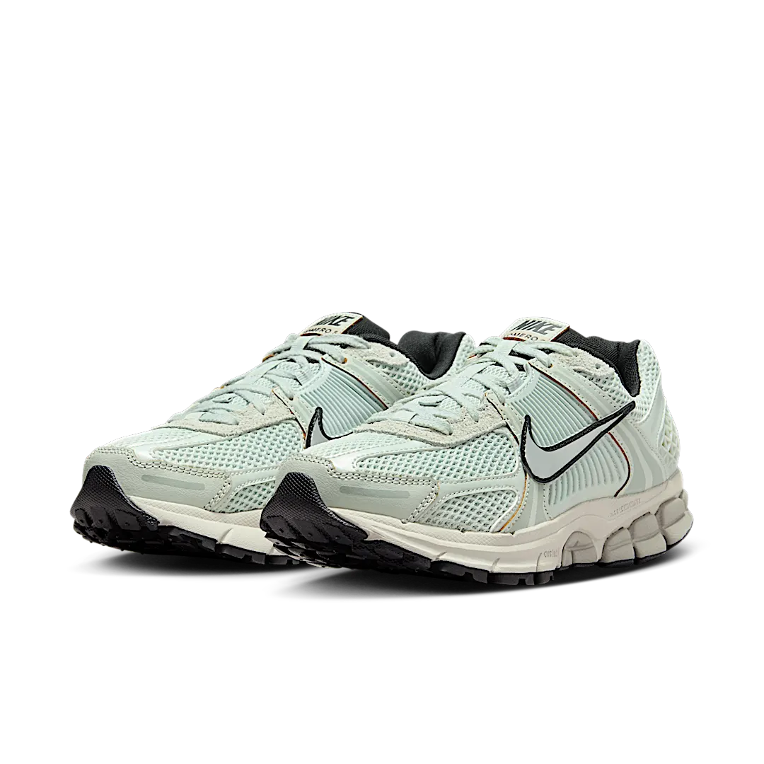 Nike Zoom Vomero 5 Light Silver Chrome - Image 2