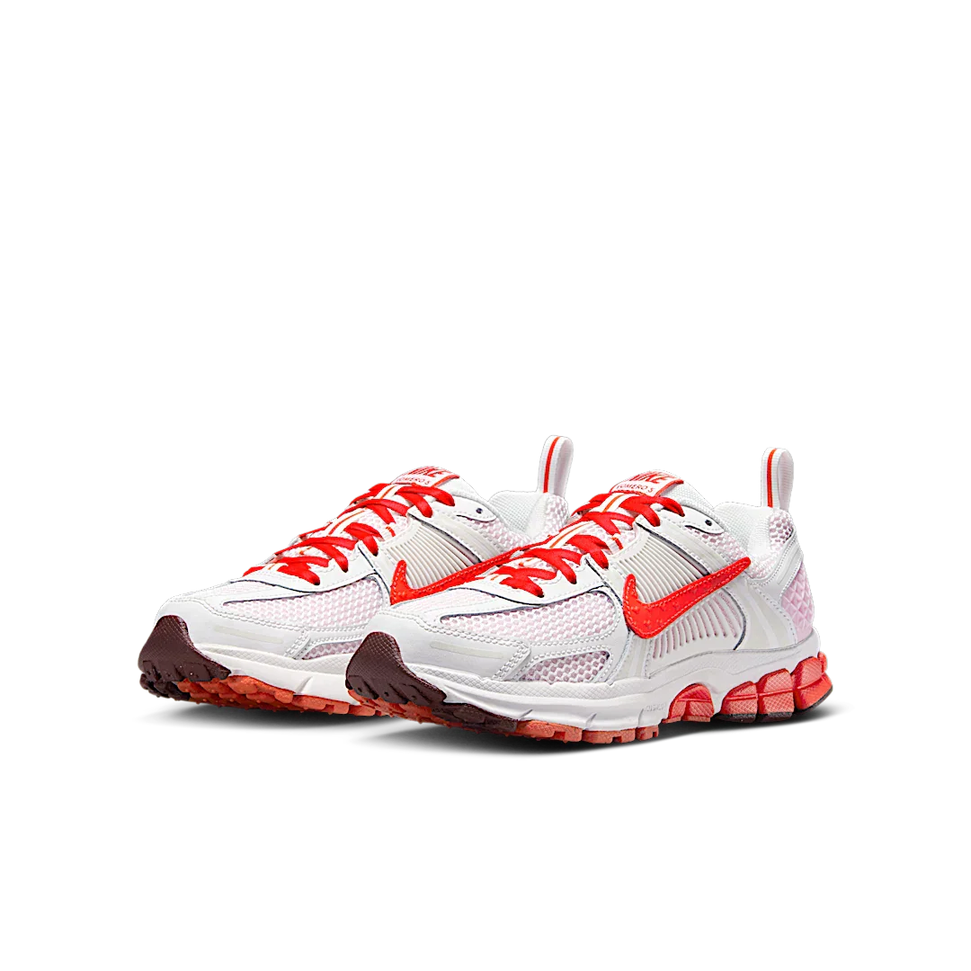 Nike Zoom Vomero 5 Valentine's Day - Image 2