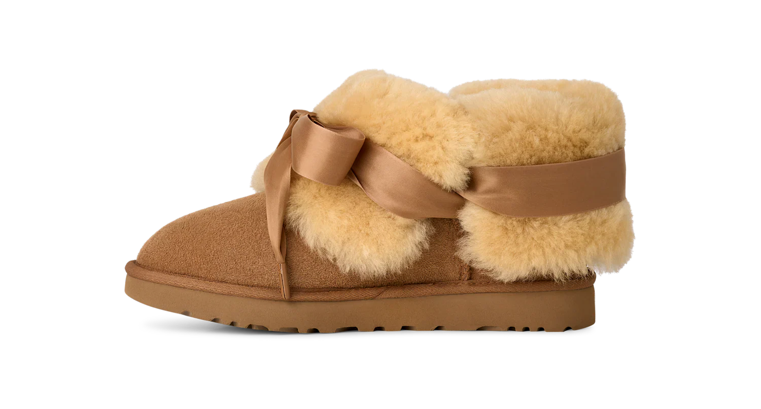 UGG Bailey Tie Boot Chestnut - Image 3