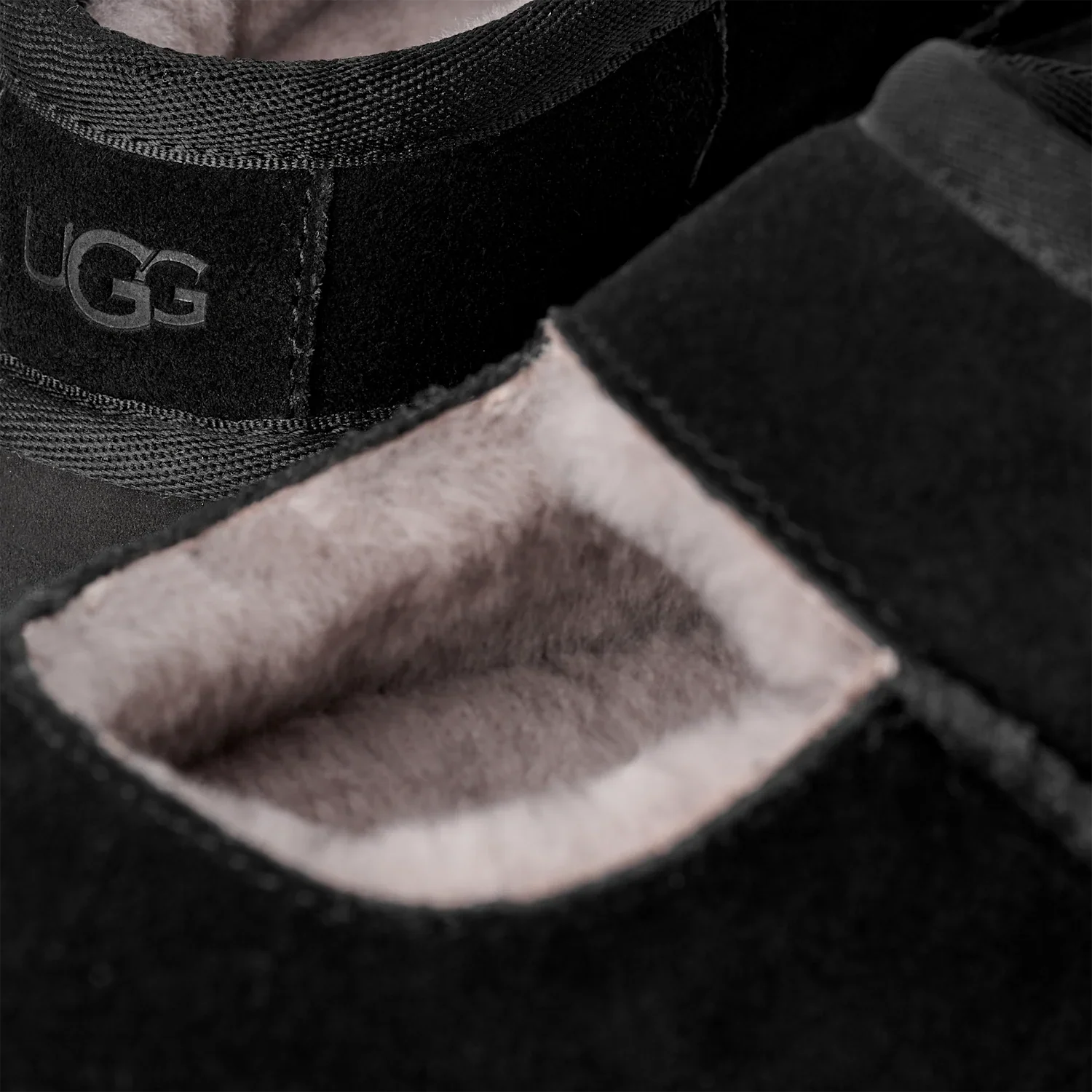 UGG Bea Mary Jane Black - Image 4