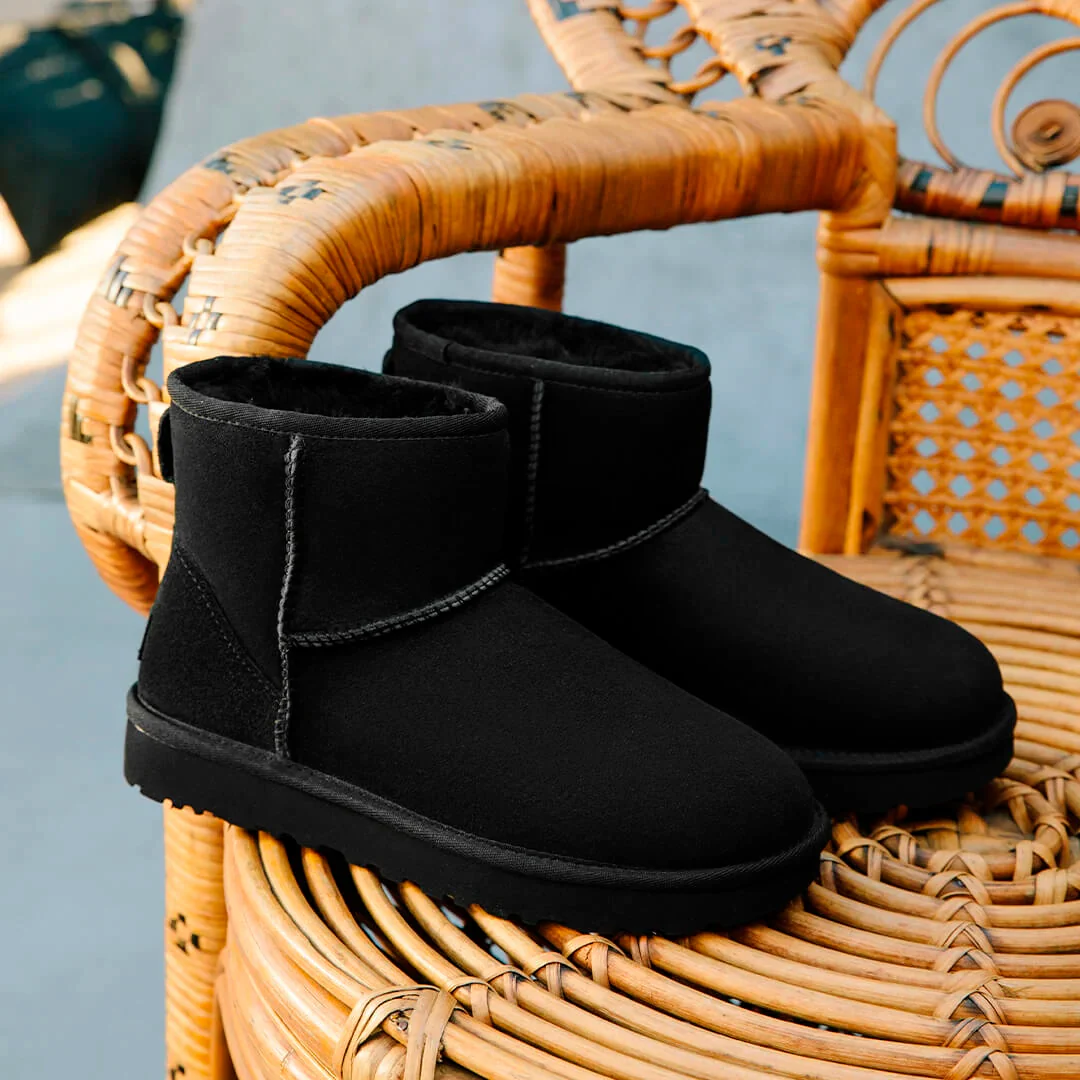 UGG Classic Mini II Boot Black - Image 2