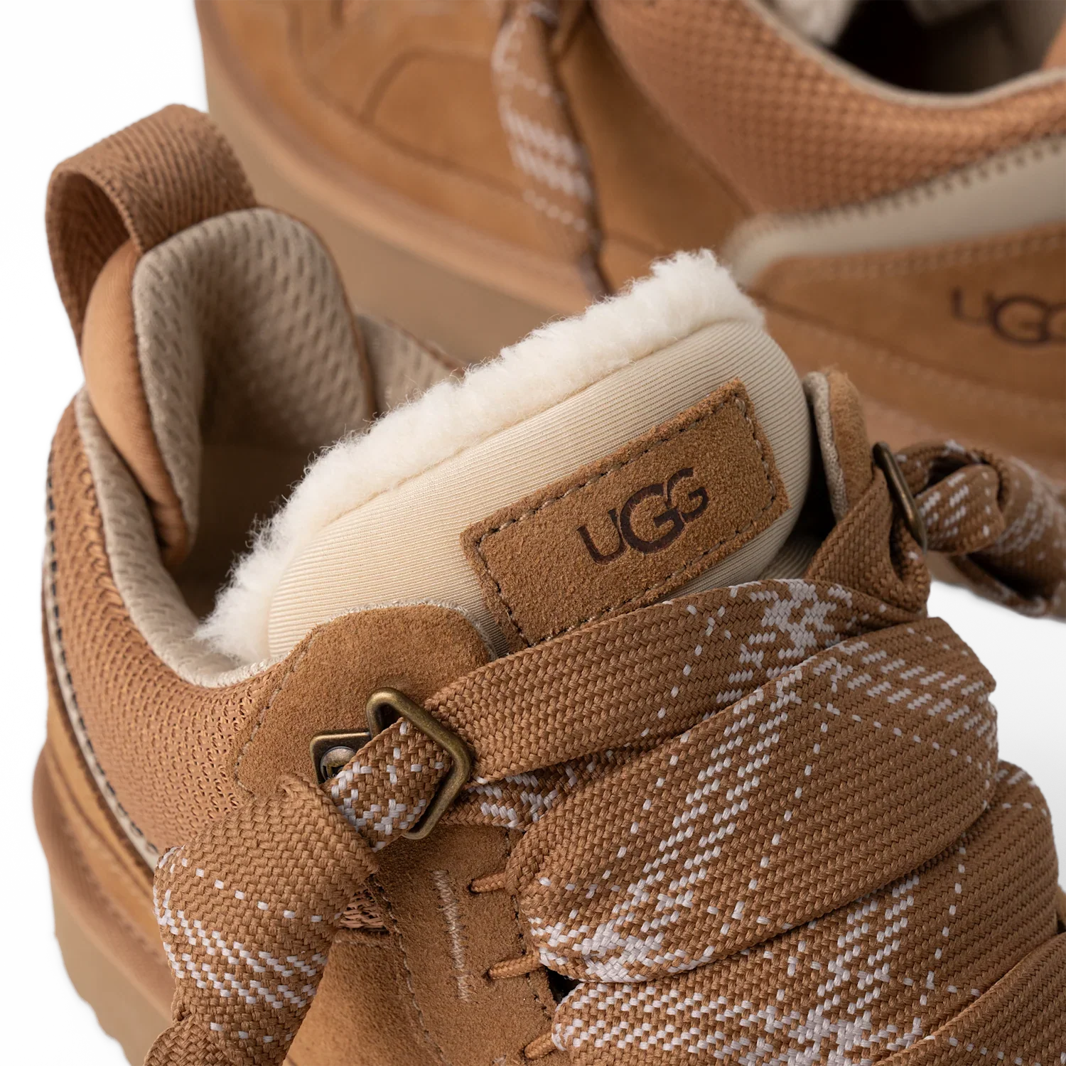 UGG Lowmel Chestnut - Image 5