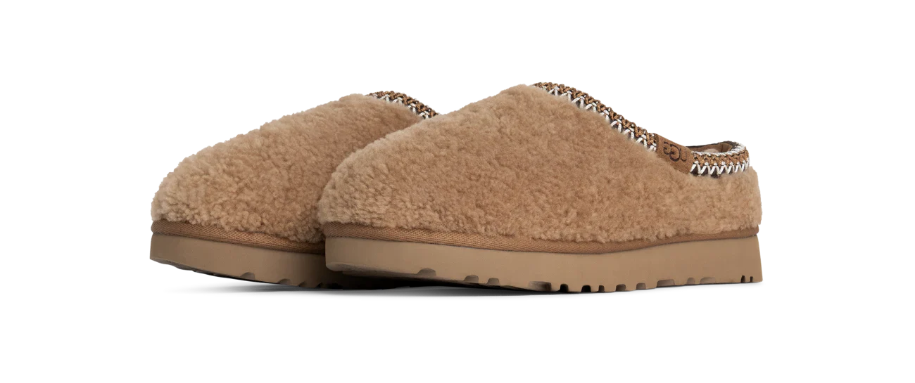 UGG Tasman Maxi Curly Slipper Chestnut - Image 2
